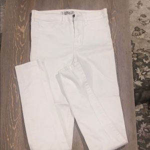 White hollister jeans 🌶5 for 40$🌶